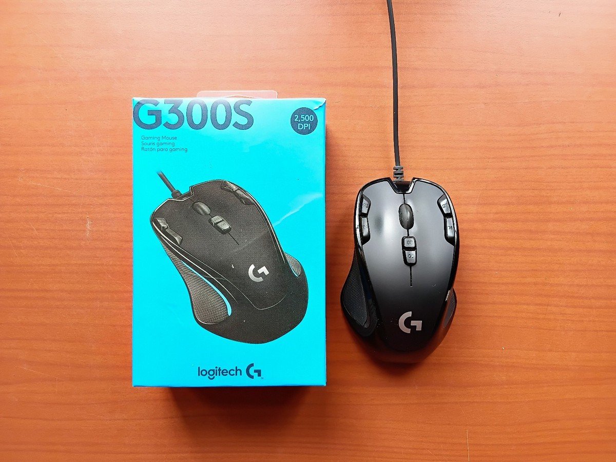 MOUSE GAMER LOGITECH G300S — fotografía referencial
