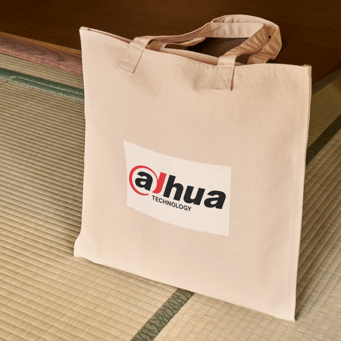 BOLSA BLANCO HUMO DAHUA CON AZA — fotografía referencial